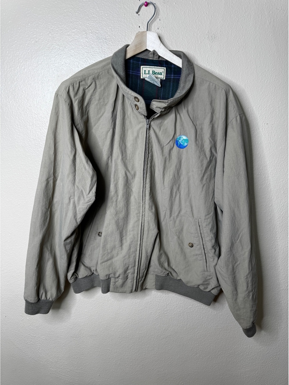 Vintage L.L. Bean Mens XL Nylon Bomber Jacket Gray Plaid Lined Globe Embroidery
